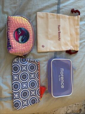 Set of 4 Cosmetic Bags
